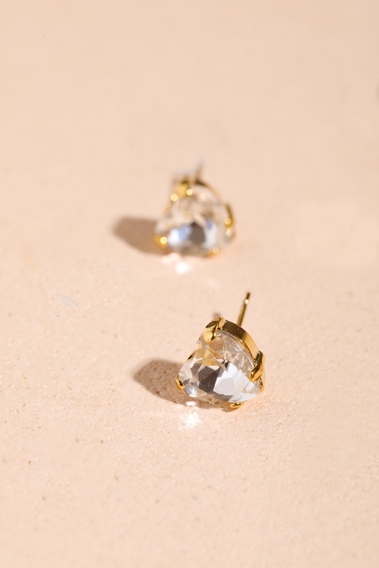 Aretes cálido