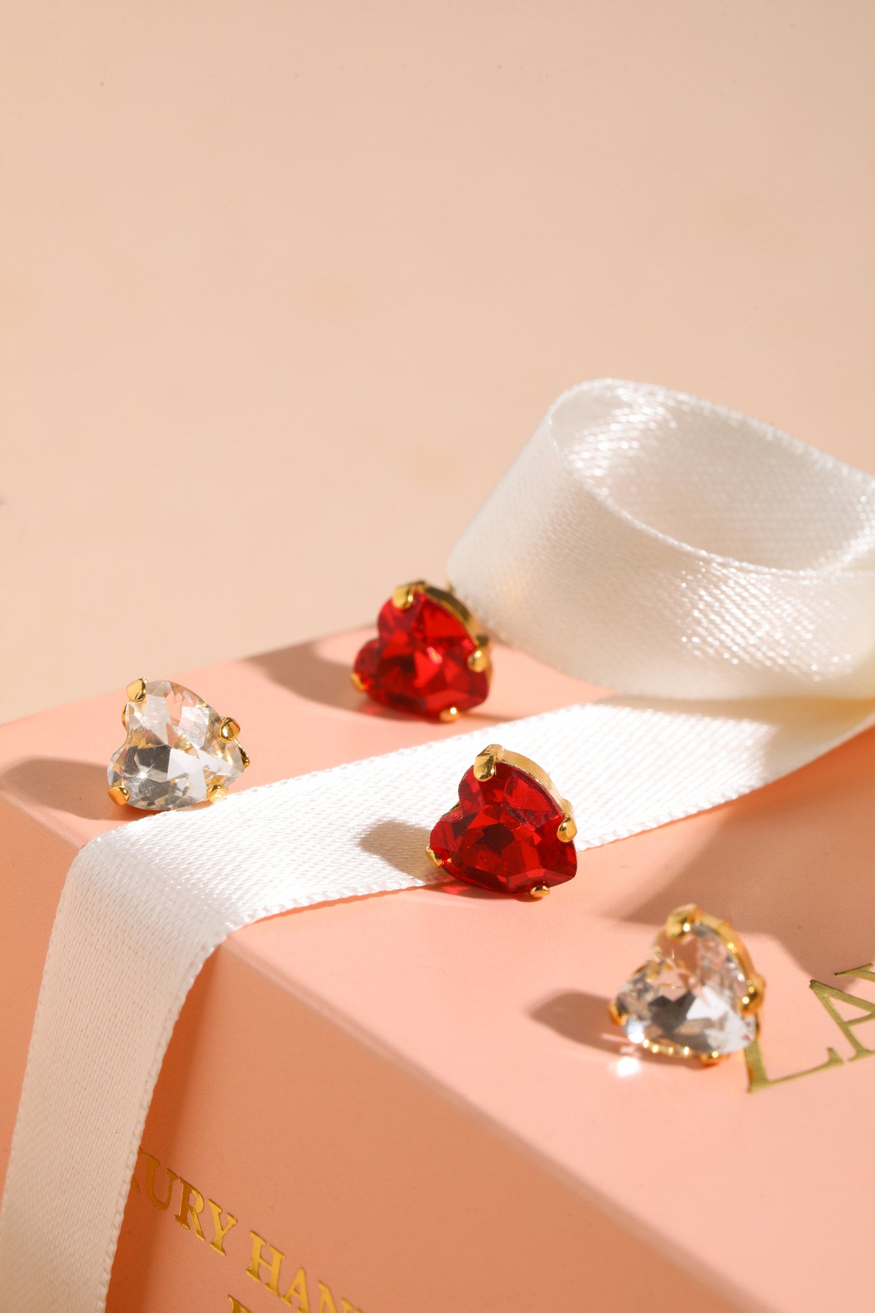 Aretes cálido